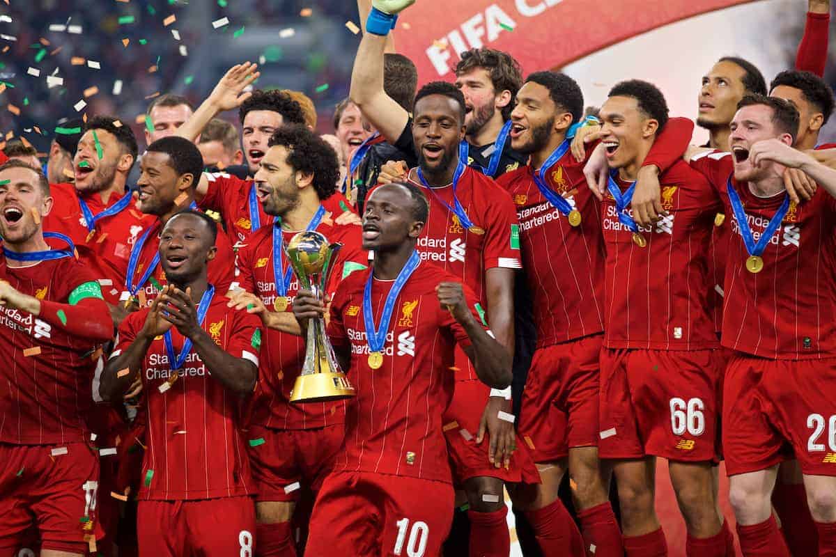 DOHA, QATAR - Saturday, December 21, 2019: Liverpool's Sadio Mané lifts FIFA Club World Cup trophy after the FIFA Club World Cup Qatar 2019 Final match between CR Flamengo and Liverpool FC at the Khalifa Stadium. Liverpool won 1-0. (Pic by David Rawcliffe/Propaganda)