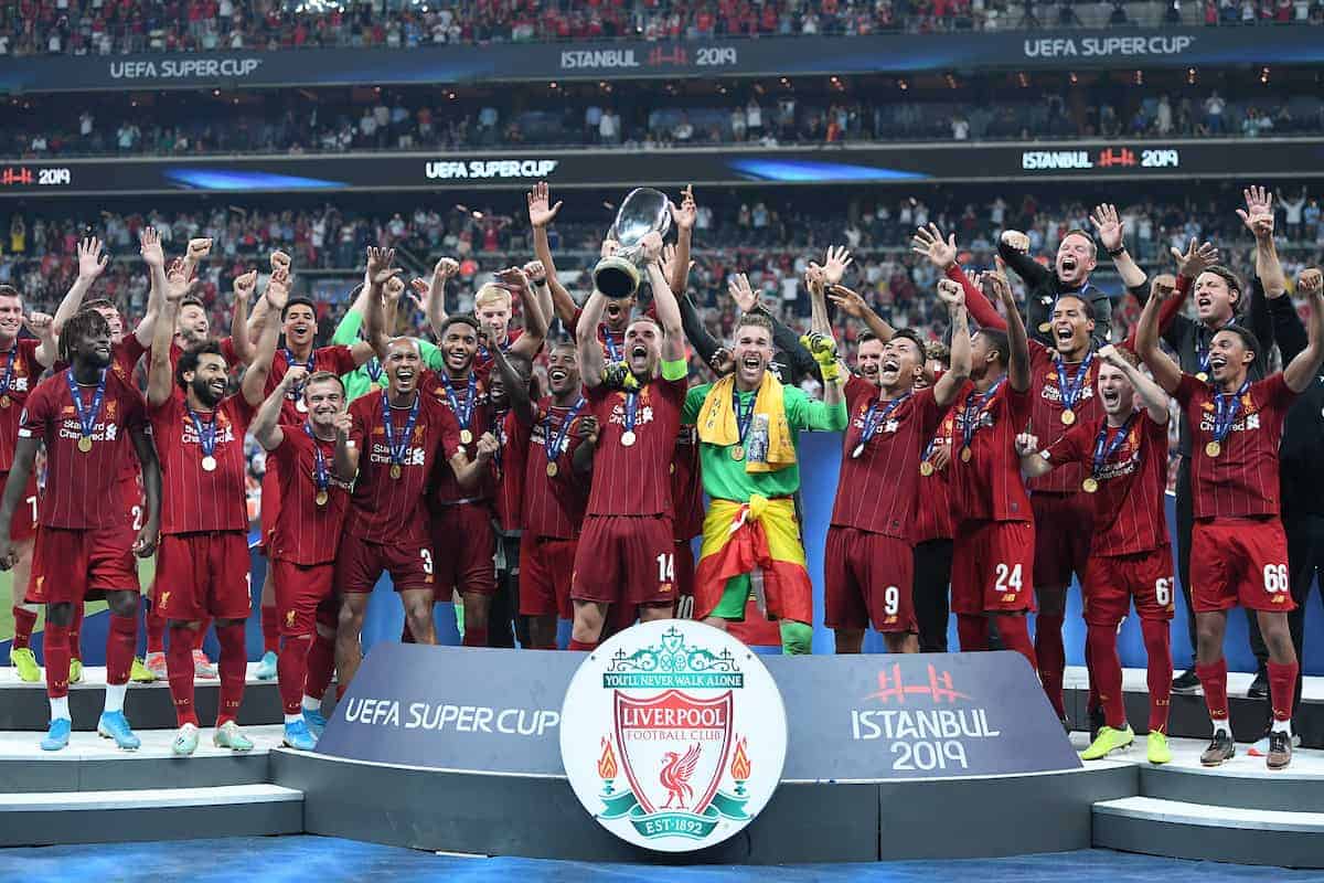 ISTANBUL, TURKEY - Wednesday, August 14, 2019: Liverpool's captain Jordan Henderson lifts the trophy after winning the Super Cup after the UEFA Super Cup match between Liverpool FC and Chelsea FC at Besiktas Park. Liverpool won 5-4 on penalties after a 1-1 draw. (Pic by Handout/UEFA)