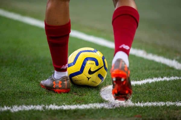 LIVERPOOL, ENGLAND - Saturday, February 1, 2020: Liverpool's Trent Alexander-Arnold prepares to take a corner-kick during the FA Premier League match between Liverpool FC and Southampton FC at Anfield. (Pic by David Rawcliffe/Propaganda)