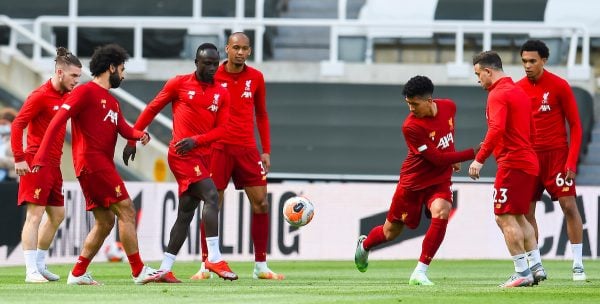 LIVERPOOL, ENGLAND - Sunday, July 26, 2020: Liverpool’s Sadio Mané (L) and Roberto Firmino during the pre-match warm-up before the final match of the FA Premier League season between Newcastle United FC and Liverpool FC at St. James' Park. The game was played behind closed doors due to the UK government’s social distancing laws during the Coronavirus COVID-19 Pandemic. (Pic by David Rawcliffe/Propagandab)