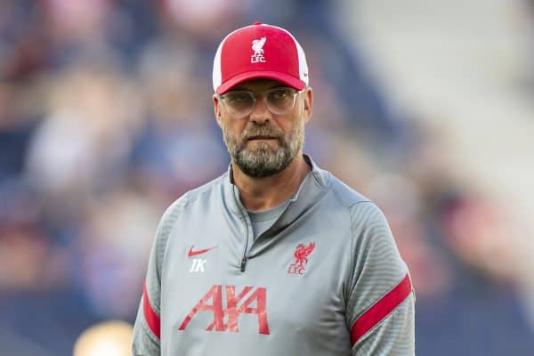 SALZBURG, AUSTRIA - Tuesday, August 25, 2020: Liverpool's manager Jürgen Klopp during the pre-match warm-up before a preseason friendly match between FC Red Bull Salzburg and Liverpool FC at the Red Bull Arena. (Pic by Propaganda)