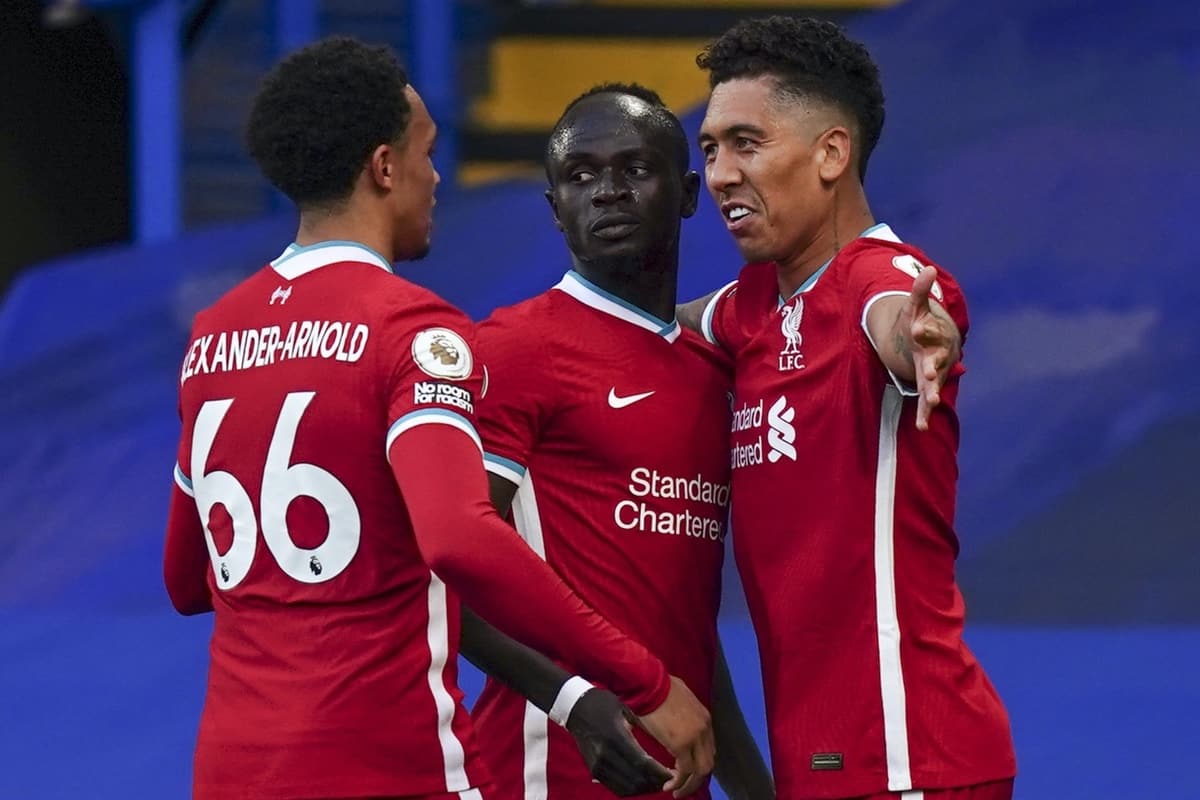 LONDON, ENGLAND - Sunday, September 20, 2020: Liverpool's Sadio Mané (C) celebrates with team-mates Trent Alexander-Arnold (L) and Roberto Firmino (R) after scoring the first goal with a header during the FA Premier League match between Chelsea FC and Liverpool FC at Stamford Bridge. The game was played behind closed doors due to the UK government’s social distancing laws during the Coronavirus COVID-19 Pandemic. (Pic by Propaganda)