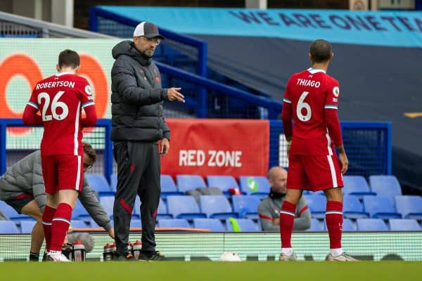 LIVERPOOL, ENGLAND - Saturday, October 17, 2020: Liverpool’s manager Jürgen Klopp speaks with Thiago Alcantara during the FA Premier League match between Everton FC and Liverpool FC, the 237th Merseyside Derby, at Goodison Park. The game was played behind closed doors due to the UK government’s social distancing laws during the Coronavirus COVID-19 Pandemic. (Pic by David Rawcliffe/Propaganda)