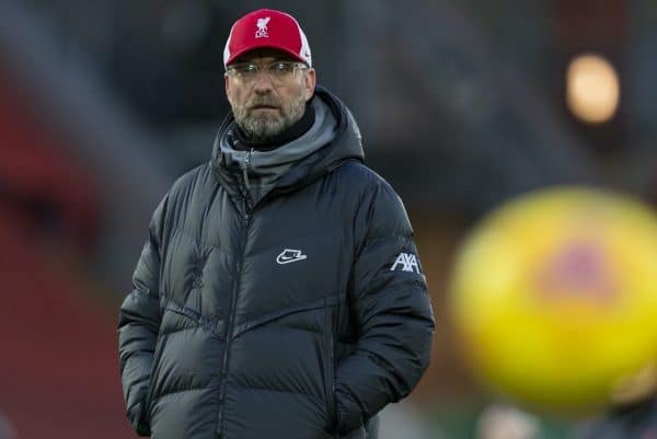 LIVERPOOL, ENGLAND - Sunday, January 17, 2021: Liverpool's manager Jürgen Klopp during the pre-match warm-up before the FA Premier League match between Liverpool FC and Manchester United FC at Anfield. (Pic by David Rawcliffe/Propaganda)