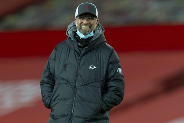 LIVERPOOL, ENGLAND - Sunday, January 24, 2021: Liverpool's manager Jürgen Klopp smiles during the pre-match warm-up before the FA Cup 4th Round match between Manchester United FC and Liverpool FC at Old Trafford. (Pic by David Rawcliffe/Propaganda)