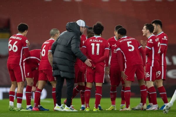 LIVERPOOL, ENGLAND - Saturday, February 20, 2021: Liverpool's manager Jürgen Klopp speaks to his team at half-time during the FA Premier League match between Liverpool FC and Everton FC, the 238th Merseyside Derby, at Anfield. (Pic by David Rawcliffe/Propaganda)