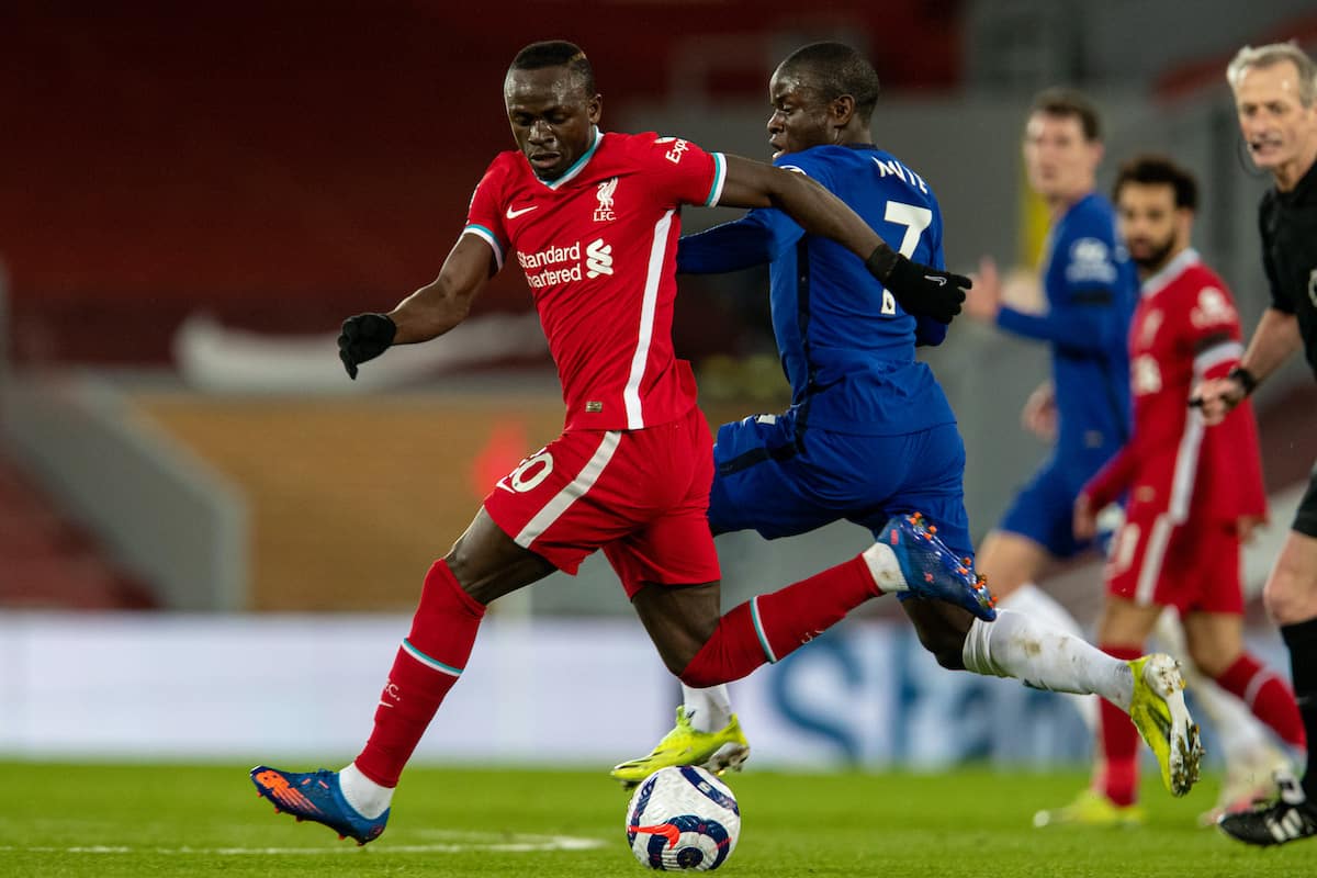 LIVERPOOL, ENGLAND - Thursday, March 4, 2021: Liverpool's Sadio Mané (L) and Chelsea's N'Golo Kante? during the FA Premier League match between Liverpool FC and Chelsea FC at Anfield. (Pic by David Rawcliffe/Propaganda)