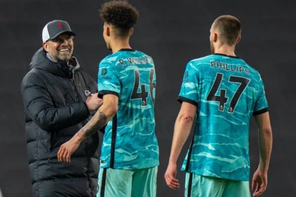 MANCHESTER, ENGLAND - Thursday, May 13, 2021: Liverpool's manager Jürgen Klopp celebrates with Rhys Williams after the FA Premier League match between Manchester United FC and Liverpool FC at Old Trafford. Liverpool won 4-2. (Pic by David Rawcliffe/Propaganda)