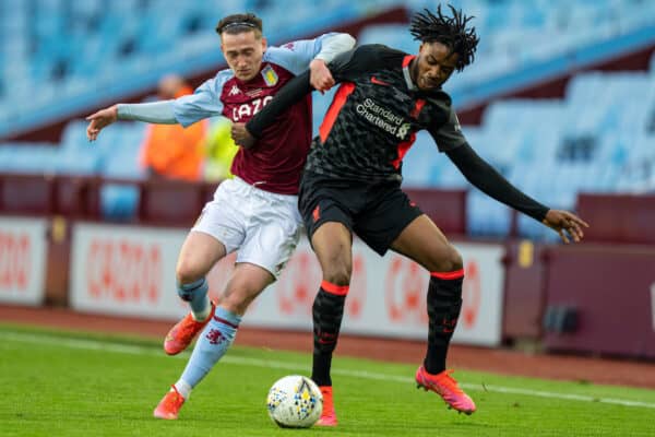 BIRMINGHAM, ENGLAND - Monday, May 24, 2021: Aston Villa's Louie Barry (L) and Liverpool's James Balagizi (R) during the FA Youth Cup Final match between Aston Villa FC Under-18's and Liverpool FC Under-18's at Villa Park. (Pic by David Rawcliffe/Propaganda)