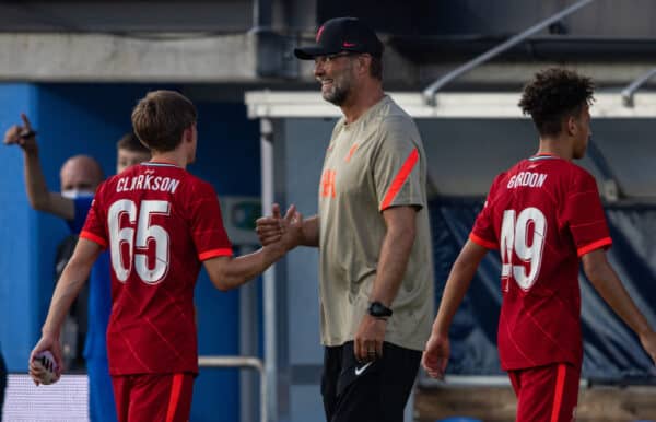 GRÖDIG, AUSTRIA - Friday, July 23, 2021: Liverpool's manager Jürgen Klopp shakes hands with Leighton Clarkson after a pre-season friendly match between Liverpool FC and FSV Mainz 05 at the Greisbergers Betten-Arena. (Pic by Jürgen Faichter/Propaganda)