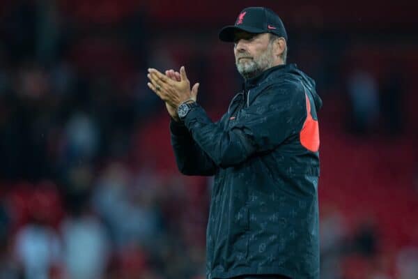 LIVERPOOL, ENGLAND - Monday, August 9, 2021: Liverpool's manager Jürgen Klopp applauds the supporters after a pre-season friendly match between Liverpool FC and Club Atlético Osasuna at Anfield. Liverpool won 3-1. (Pic by David Rawcliffe/Propaganda)