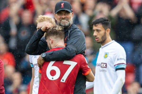 LIVERPOOL, ENGLAND - Saturday, August 21, 2021: Liverpool's manager Jürgen Klopp embraces Harvey Elliott after the FA Premier League match between Liverpool FC and Burnley FC at Anfield. (Pic by David Rawcliffe/Propaganda)