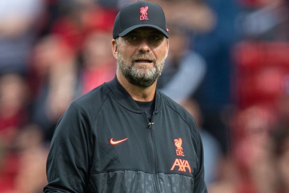LIVERPOOL, ENGLAND - Saturday, September 18, 2021: Liverpool's manager Jürgen Klopp during the pre-match warm-up before the FA Premier League match between Liverpool FC and Crystal Palace FC at Anfield. (Pic by David Rawcliffe/Propaganda)
