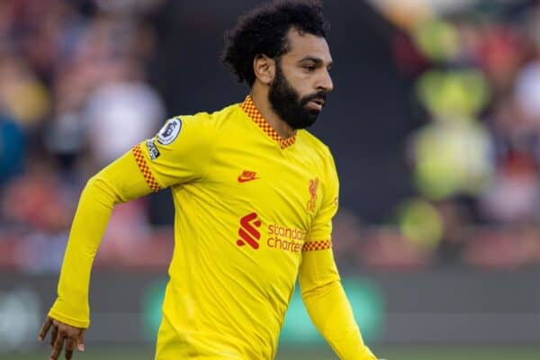 LONDON, ENGLAND - Saturday, September 25, 2021: Liverpool's Mohamed Salah during the FA Premier League match between Brentford FC and Liverpool FC at the Brentford Community Stadium. (Pic by David Rawcliffe/Propaganda)