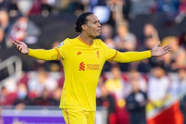 LONDON, ENGLAND - Saturday, September 25, 2021: Liverpool's Virgil van Dijk during the FA Premier League match between Brentford FC and Liverpool FC at the Brentford Community Stadium. (Pic by David Rawcliffe/Propaganda)