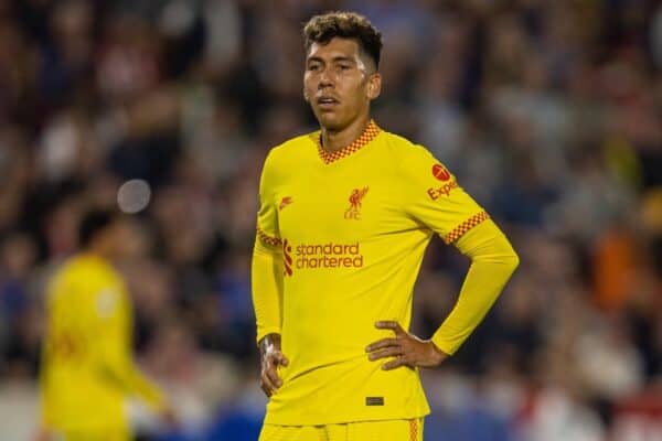 LONDON, ENGLAND - Saturday, September 25, 2021: Liverpool's Roberto Firmino looks dejected after missing a chance during the FA Premier League match between Brentford FC and Liverpool FC at the Brentford Community Stadium. The game ended in a 3-3 draw. (Pic by David Rawcliffe/Propaganda)