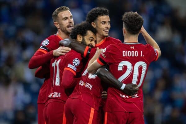 PORTO, PORTUGAL - Tuesday, September 28, 2021: Liverpool's Mohamed Salah (2nd from L) celebrates with team-mates after scoring the first goal during the UEFA Champions League Group B Matchday 2 game between FC Porto and Liverpool FC at the Estádio do Dragão. (Pic by David Rawcliffe/Propaganda)
