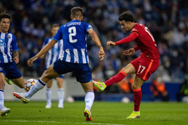 PORTO, PORTUGAL - Tuesday, September 28, 2021: Liverpool's Curtis Jones shoots during the UEFA Champions League Group B Matchday 2 game between FC Porto and Liverpool FC at the Estádio do Dragão. (Pic by David Rawcliffe/Propaganda)