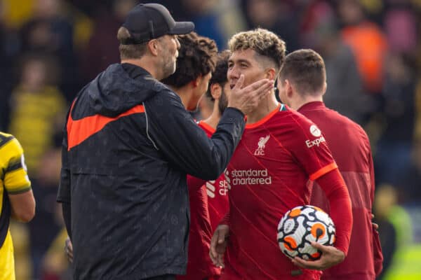 WATFORDF, ENGLAND - Saturday, October 16, 2021: Liverpool's manager Jürgen Klopp congratulates hat-trick hero Roberto Firmino after the FA Premier League match between Watford FC and Liverpool FC at Vicarage Road. (Pic by David Rawcliffe/Propaganda)