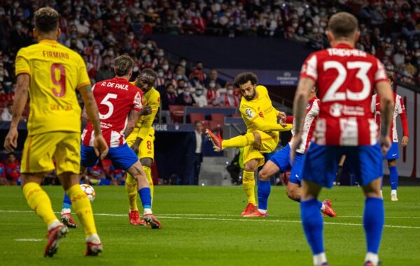 MADRID, SPAIN - Tuesday, October 19, 2021: Liverpool's Mohamed Salah scores the first goal during the UEFA Champions League Group B Matchday 3 game between Club Atlético de Madrid and Liverpool FC at the Estadio Metropolitano. (Pic by David Rawcliffe/Propaganda)