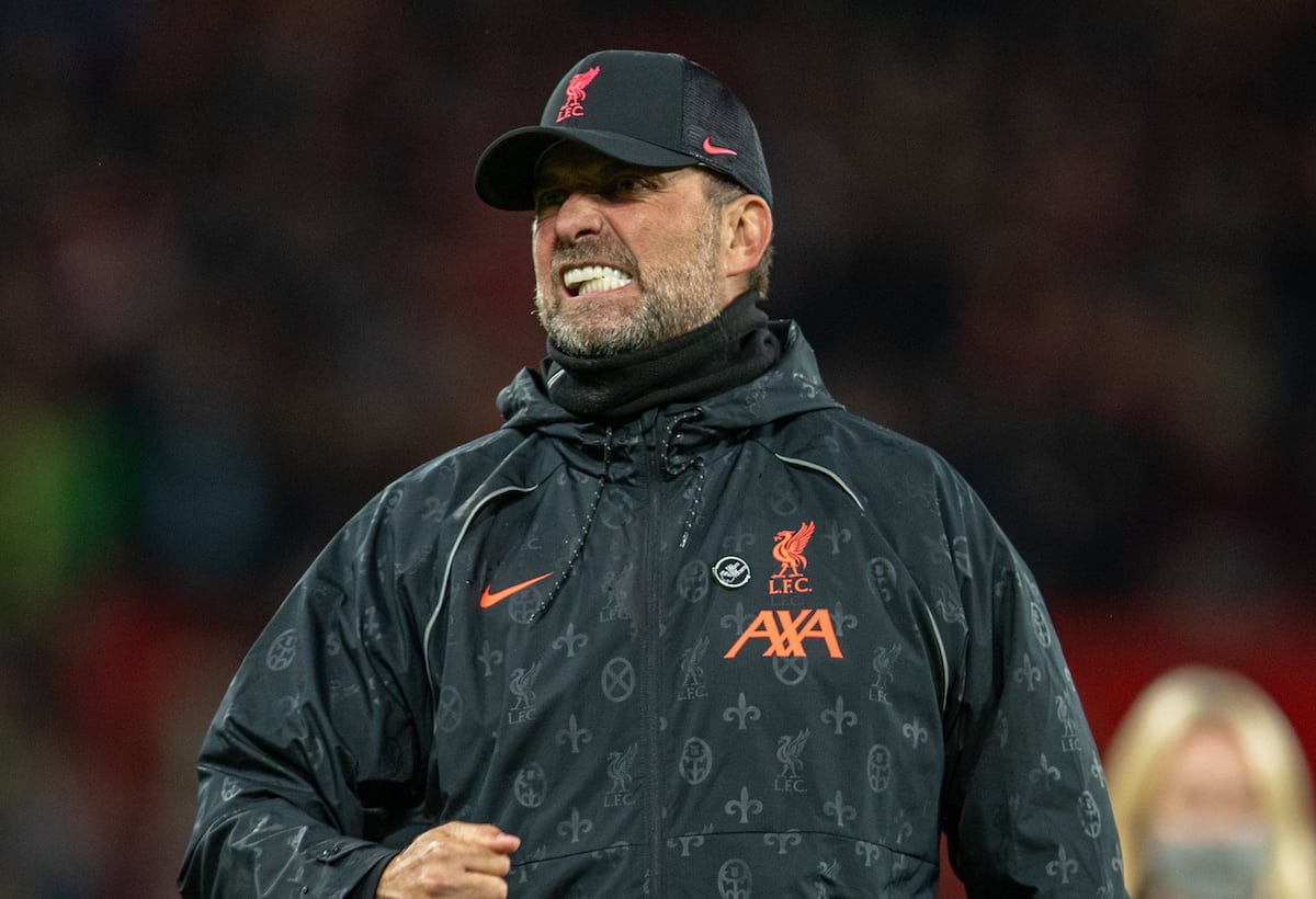 MANCHESTER, ENGLAND - Sunday, October 24, 2021: Liverpool's manager Jürgen Klopp celebrates after the FA Premier League match between Manchester United FC and Liverpool FC at Old Trafford. Liverpool won 5-0. (Pic by David Rawcliffe/Propaganda)