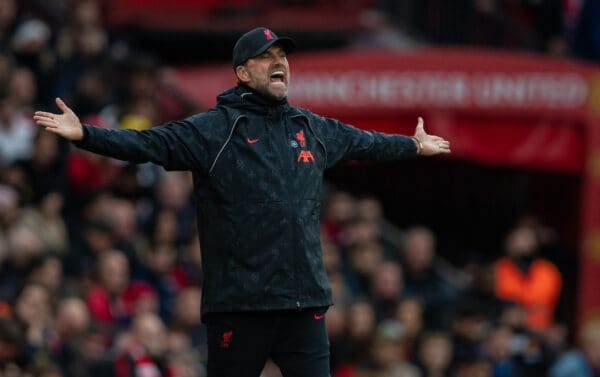 MANCHESTER, ENGLAND - Sunday, October 24, 2021: Liverpool's manager Jürgen Klopp during the FA Premier League match between Manchester United FC and Liverpool FC at Old Trafford. (Pic by David Rawcliffe/Propaganda)