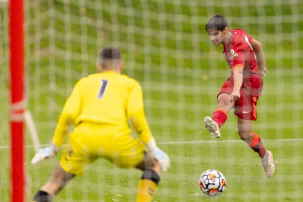 KIRKBY, ENGLAND - Saturday, November 6, 2021: Liverpool's Oakley Cannonier shoots during the U18 Premier League match between Liverpool FC Under-18's and Middlesbrough FC Under-23's at the Liverpool Academy. (Pic by David Rawcliffe/Propaganda)