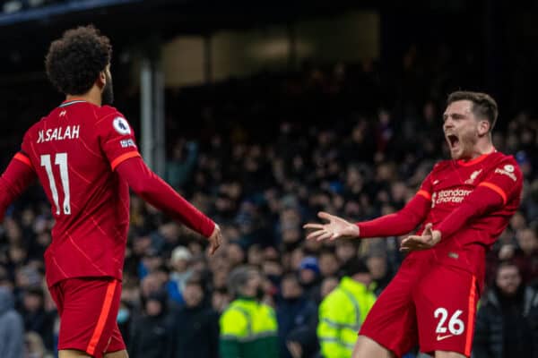 LIVERPOOL, ENGLAND - Wednesday, December 1, 2021: Liverpool's Mohamed Salah celebrates after scoring the third goal during the FA Premier League match between Everton FC and Liverpool FC, the 239th Merseyside Derby, at Goodison Park. (Pic by David Rawcliffe/Propaganda)