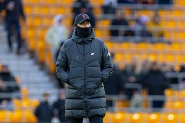 WOLVERHAMPTON, ENGLAND - Saturday, December 4, 2021: Liverpool's manager Jürgen Klopp during the pre-match warm-up before the FA Premier League match between Wolverhampton Wanderers FC and Liverpool FC at Molineux Stadium. (Pic by David Rawcliffe/Propaganda)