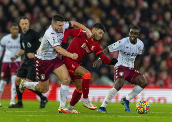 LIVERPOOL, ENGLAND - Saturday, December 11, 2021: Liverpool's Alex Oxlade-Chamberlain (C) during the FA Premier League match between Liverpool FC and Aston Villa FC at Anfield. (Pic by David Rawcliffe/Propaganda)