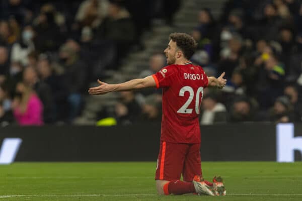 LONDON, ENGLAND - Sunday, December 19, 2021: Liverpool's Diogo Jota looks dejected after being fouled in the Tottenham Hotspur penalty area during the FA Premier League match between Tottenham Hotspur FC and Liverpool FC at the Tottenham Hotspur Stadium. (Pic by David Rawcliffe/Propaganda)