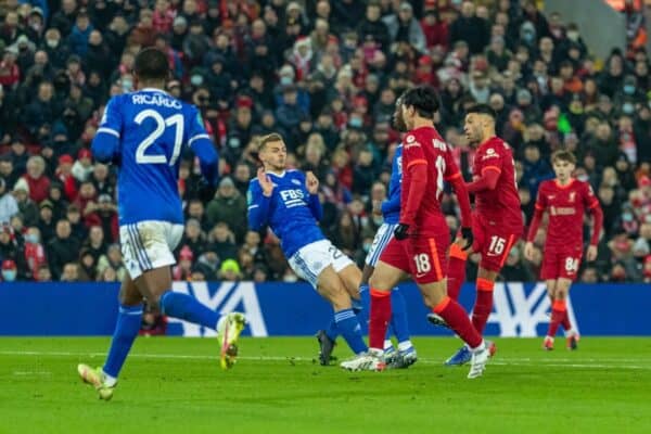 LIVERPOOL, ENGLAND - Wednesday, December 22, 2021: Liverpool's Alex Oxlade-Chamberlain scores his side's first goal to level the score at 1-1 during the Football League Cup Quarter-Final match between Liverpool FC and Leicester City FC at Anfield. (Pic by David Rawcliffe/Propaganda)