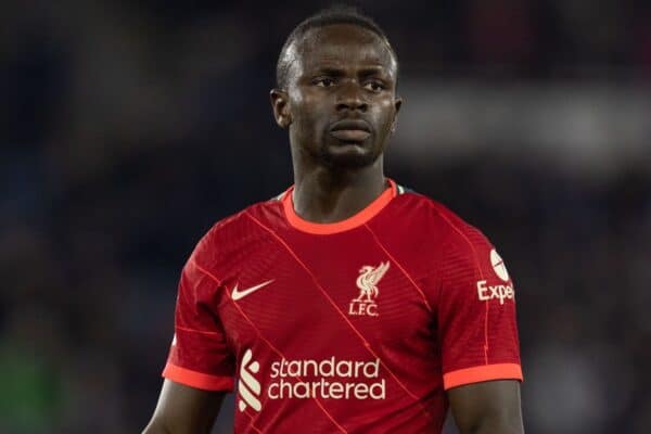 LEICESTER, ENGLAND - Tuesday, December 28, 2021: Liverpool's Sadio Mané during the FA Premier League match between Leicester City FC and Liverpool FC at the King Power Stadium. (Pic by David Rawcliffe/Propaganda)