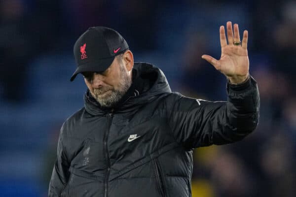 LEICESTER, ENGLAND - Tuesday, December 28, 2021: Liverpool's manager Jürgen Klopp waves to the travelling supporters after the FA Premier League match between Leicester City FC and Liverpool FC at the King Power Stadium. Leicester City won 1-0. (Pic by David Rawcliffe/Propaganda)