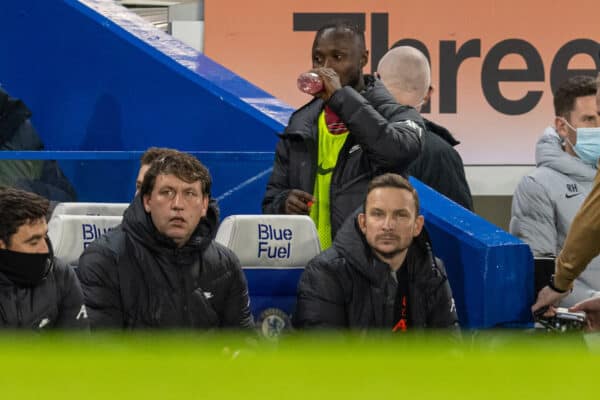 LONDON, ENGLAND - Sunday, January 2, 2022: Liverpool's first-team development coach Pepijn Lijnders before the FA Premier League match between Chelsea FC and Liverpool FC at Stamford Bridge. (Pic by David Rawcliffe/Propaganda)