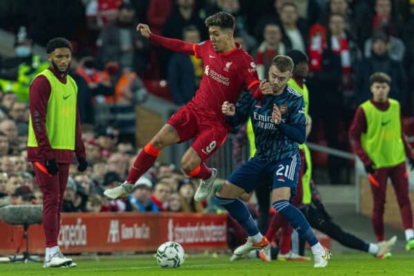 LIVERPOOL, ENGLAND - Thursday, January 13, 2022: Liverpool's Roberto Firmino (L) and Arsenal's Calum Chambers during the Football League Cup Semi-Final 1st Leg match between Liverpool FC and Arsenal FC at Anfield. (Pic by David Rawcliffe/Propaganda)