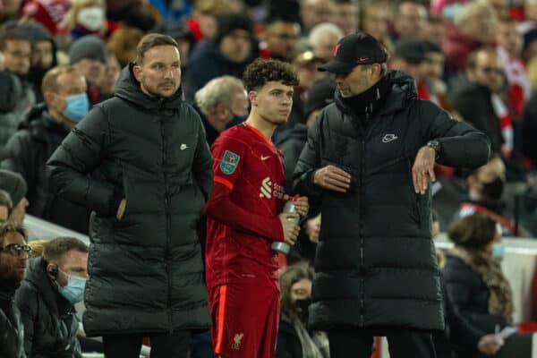 LIVERPOOL, ENGLAND - Thursday, January 13, 2022: Liverpool's manager Jürgen Klopp prepares to bring on substitute Neco Williams during the Football League Cup Semi-Final 1st Leg match between Liverpool FC and Arsenal FC at Anfield. (Pic by David Rawcliffe/Propaganda)