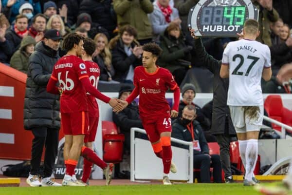 LIVERPOOL, ENGLAND - Sunday, January 16, 2022: Liverpool's substitute Kaide Gordon comes on to make his League debut during the FA Premier League match between Liverpool FC and Brentford FC at Anfield. (Pic by David Rawcliffe/Propaganda)