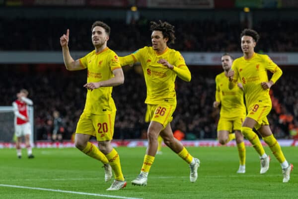 LONDON, ENGLAND - Thursday, January 20, 2022: Liverpool's Diogo Jota (L) celebrates after scoring the first goal during the Football League Cup Semi-Final 2nd Leg match between Arsenal FC and Liverpool FC at the Emirates Stadium. (Pic by David Rawcliffe/Propaganda)