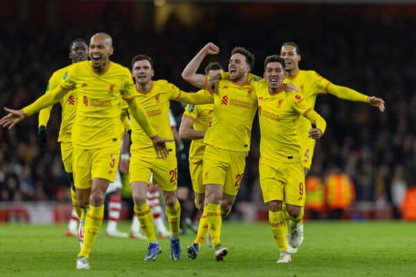 LONDON, ENGLAND - Thursday, January 20, 2022: Liverpool's Diogo Jota celebrates after scoring the second goal goal during the Football League Cup Semi-Final 2nd Leg match between Arsenal FC and Liverpool FC at the Emirates Stadium. (Pic by David Rawcliffe/Propaganda)