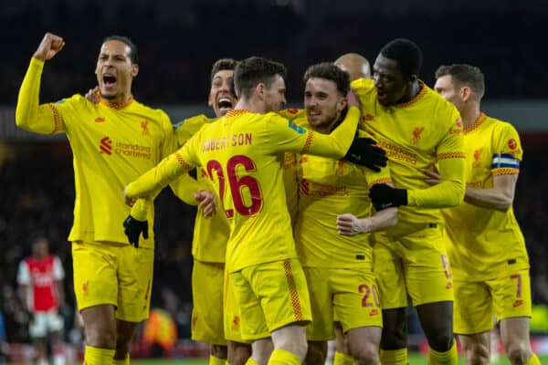 LONDON, ENGLAND - Thursday, January 20, 2022: Liverpool's Diogo Jota (C) celebrates with team-mates after scoring the second goal goal during the Football League Cup Semi-Final 2nd Leg match between Arsenal FC and Liverpool FC at the Emirates Stadium. (Pic by David Rawcliffe/Propaganda)