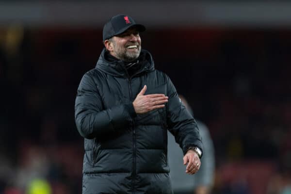 LONDON, ENGLAND - Thursday, January 20, 2022: Liverpool manager Jürgen Klopp celebrates after the Football League Cup Semi-Final 2nd Leg match between Arsenal FC and Liverpool FC at the Emirates Stadium. Liverpool won 2-0, 2-0 on aggregate. (Pic by David Rawcliffe/Propaganda)