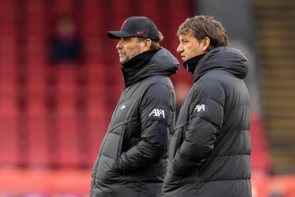 LONDON, ENGLAND - Sunday, January 23, 2022: Liverpool's manager Jürgen Klopp (L) and assistant manager Peter Krawietz during the pre-match warm-up before the FA Premier League match between Crystal Palace FC and Liverpool FC at Selhurst Park. (Pic by David Rawcliffe/Propaganda)