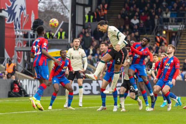 LONDON, ENGLAND - Sunday, January 23, 2022: Liverpool's Virgil van Dijk scores the first goal during the FA Premier League match between Crystal Palace FC and Liverpool FC at Selhurst Park. (Pic by David Rawcliffe/Propaganda)