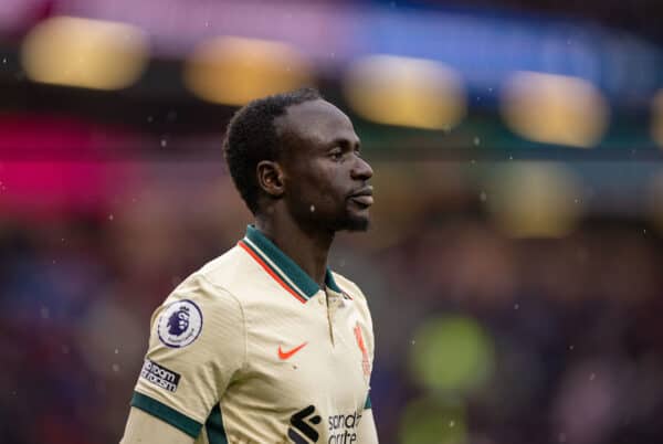 BURNLEY, ENGLAND - Sunday, February 13, 2022: Liverpool's Sadio Mané during the FA Premier League match between Burnley FC and Liverpool FC at Turf Moor. (Pic by David Rawcliffe/Propaganda)