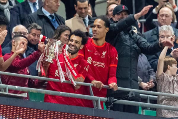 LONDON, ENGLAND - Sunday, February 27, 2022: Liverpool's Mohamed Salah lifts the trophy as his side celebrate winning the Football League Cup Final match between Chelsea FC and Liverpool FC at Wembley Stadium. (Pic by David Rawcliffe/Propaganda)