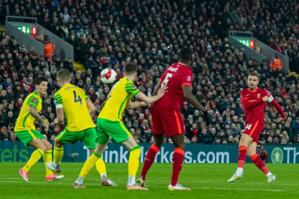 LIVERPOOL, ENGLAND - Wednesday, March 2, 2022: Liverpool's captain Jordan Henderson shoots during the FA Cup 5th Round match between Liverpool FC and Norwich City FC at Anfield. (Pic by David Rawcliffe/Propaganda)