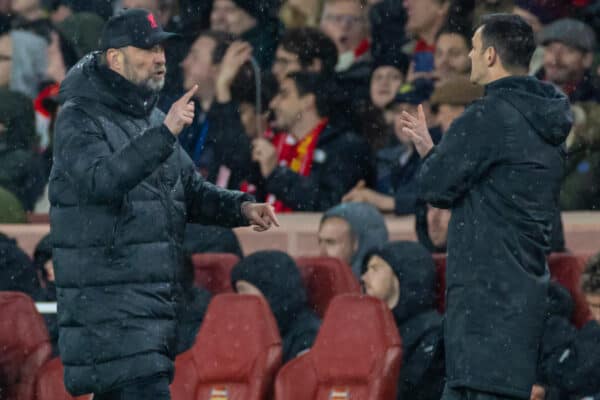 LONDON, ENGLAND - Wednesday, March 16, 2022: Liverpool's manager Jürgen Klopp during the FA Premier League match between Arsenal FC and Liverpool FC at the Emirates Stadium. (Pic by David Rawcliffe/Propaganda)