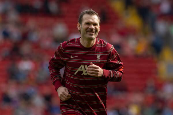 LIVERPOOL, ENGLAND - Saturday, March 26, 2022: Liverpool's Bjørn Tore Kvarme during the pre-match warm-up before the LFC Foundation friendly match between Liverpool FC Legends and FC Barcelona Legends at Anfield. (Pic by David Rawcliffe/Propaganda)