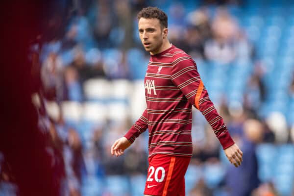 MANCHESTER, ENGLAND - Sunday, April 10, 2022: Liverpool's Diogo Jota during the pre-match warm-up before the FA Premier League match between Manchester City FC and Liverpool FC at the City of Manchester Stadium. (Pic by David Rawcliffe/Propaganda)